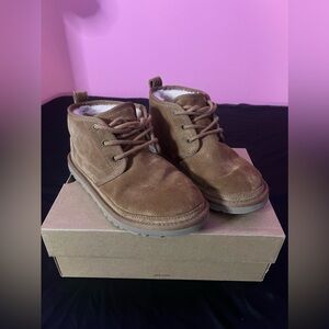 Neumel Uggs